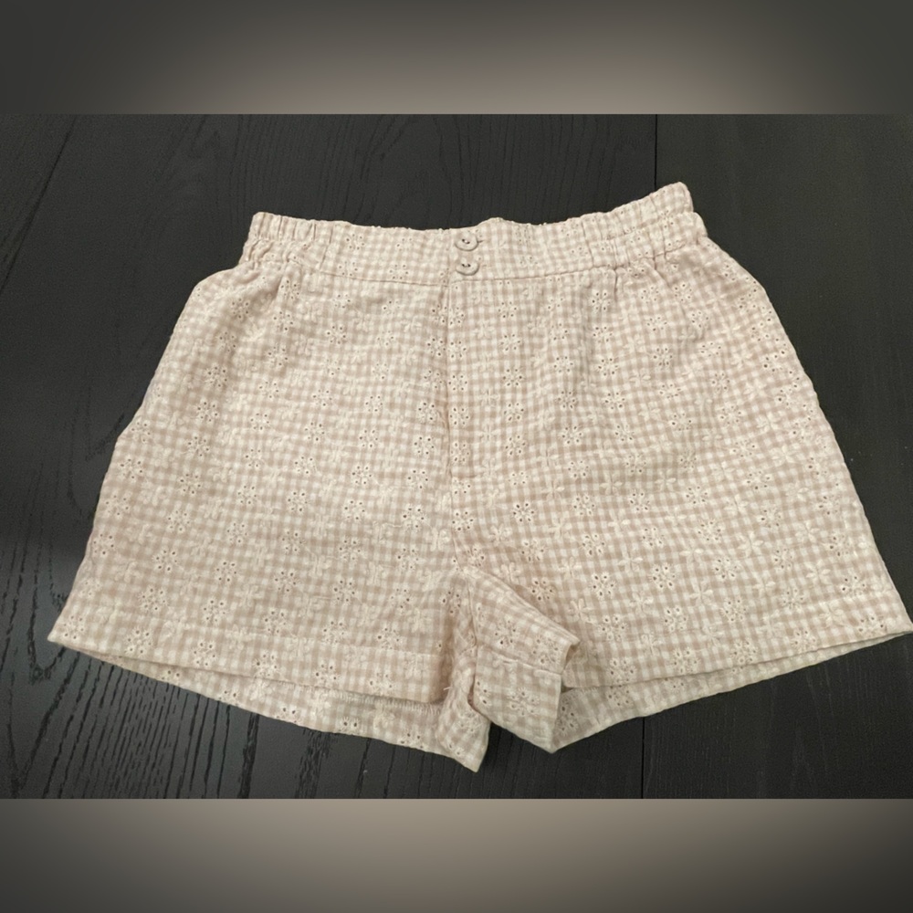 NWT Hem‎ & Thread Tan Plaid Embroidered Shorts Size M